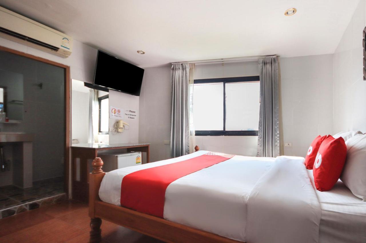 Oyo 861 Patong Dynasty Hotel Dış mekan fotoğraf